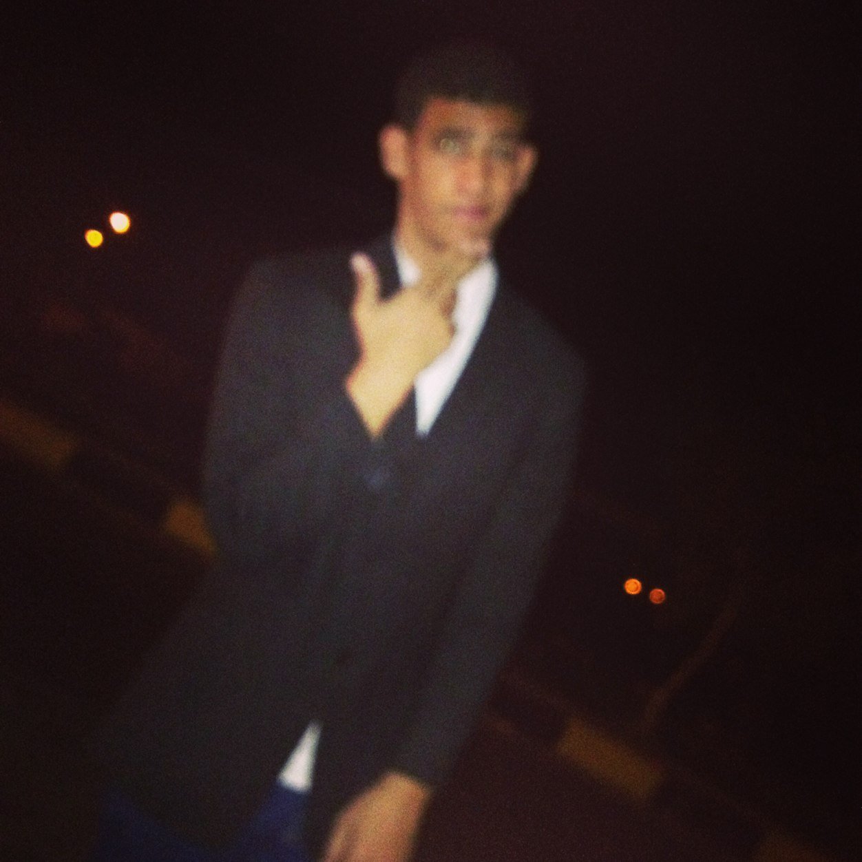 AhmedMohamedDok's profile picture. F.B : https://t.co/fjKddcXQd8
Ask : http://t.co/auP0KNI76E
BBM : 2B10F8F4
هذا اللي أسمه 'غداً اجمل' 
       متى يجي ☺