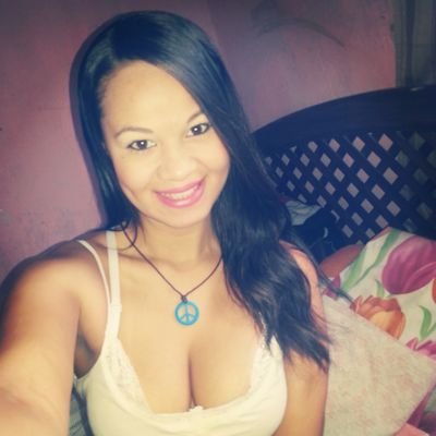 Modelo, Promotora,  Amante de la playa, Rumberisima  :P 100% Caraquista, SOLTERA, Sigueme ♥