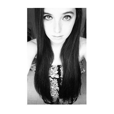 musicbycaseylee's profile picture. guess who's back to ruin your life again.