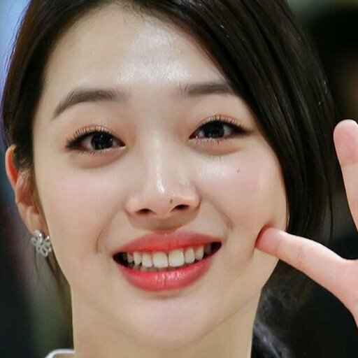 MrsSulliChoi's profile picture. Sulli Choi f(x)'s RP | March 29, 94L | 2/5 maknae |