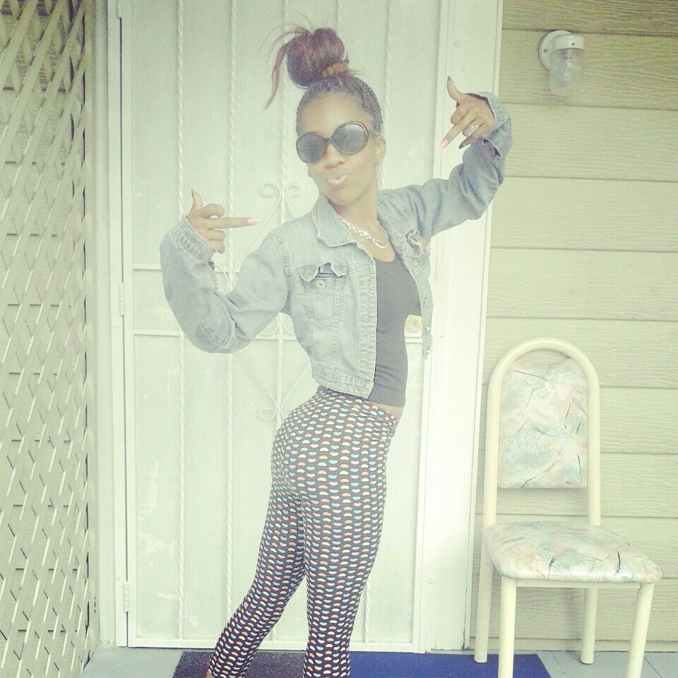 24yo; Aries; Dancer/Model; Loyal; 300%; Hothead; Confident; Crazy; Rider; Independent; Sarcastic; Feisty; I #Follow & #Unfollow back..!