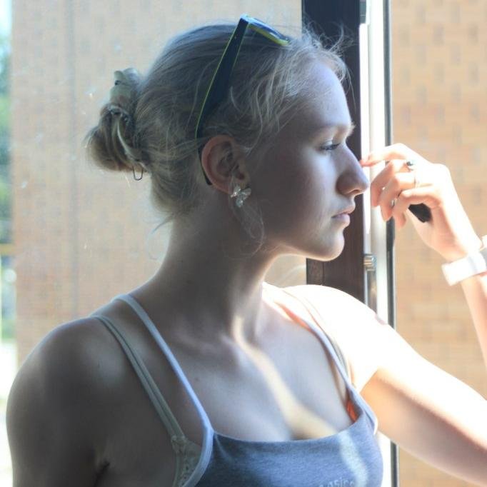 DariaGazprom's profile picture. Лето создано для дачи *_* Читаю взаимно)