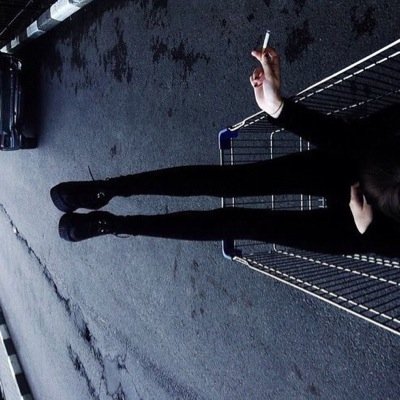 saved // hii follow me on @peaceoutharry and ill dm you to the 5sos band account, luke and calum :)