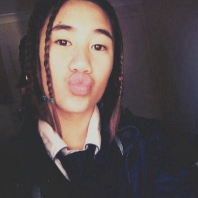 ParisNankz's profile picture. hell the past live the present ,dream the future ,that's my moto ; )