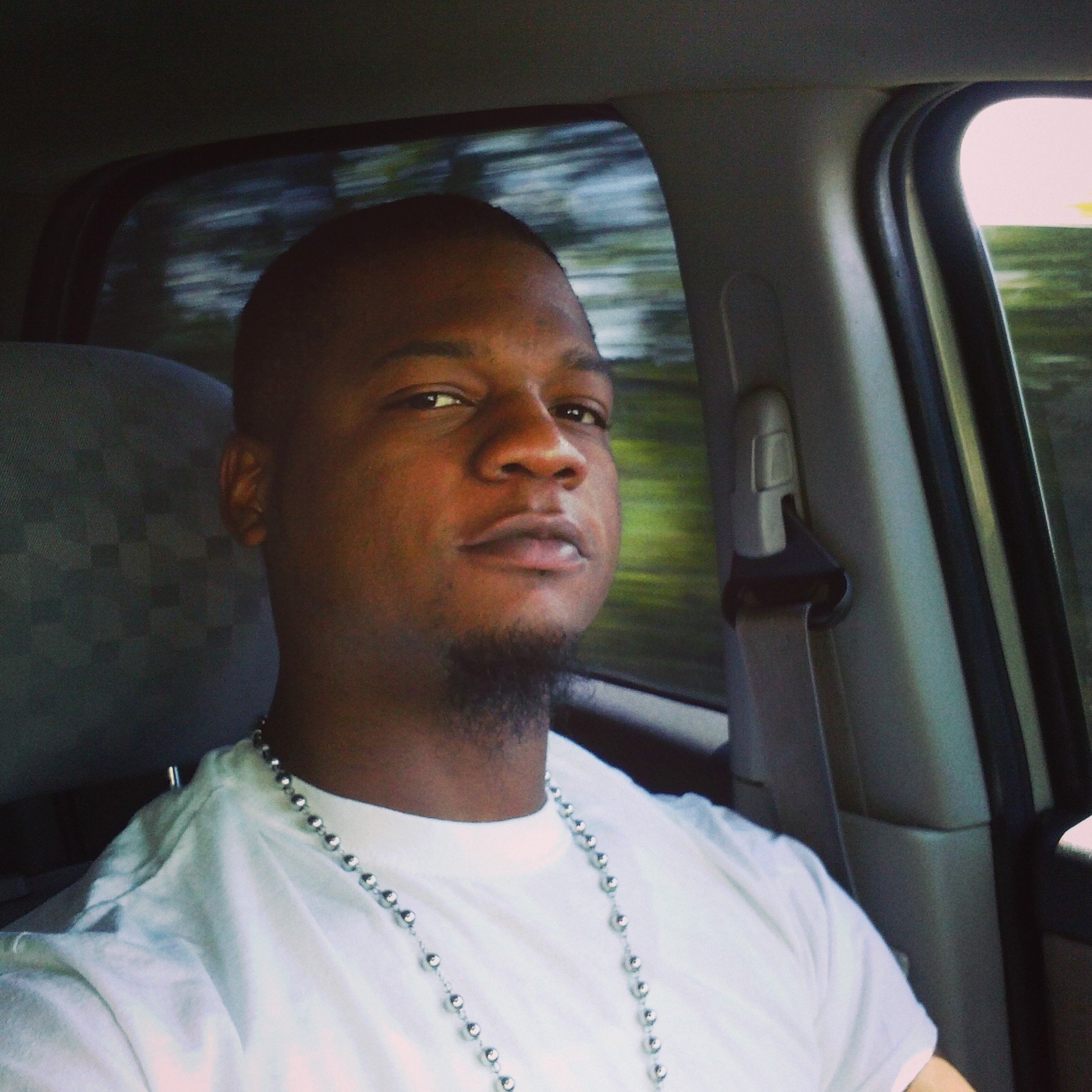im on that A1 shit..  if you aint real #DONTFUCKWITME...