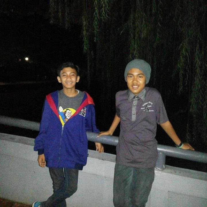 Kamu belum follow aja , aku udh follback
