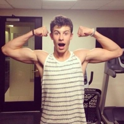 Follow @DestinyMcNeal bc she gave you this free follow