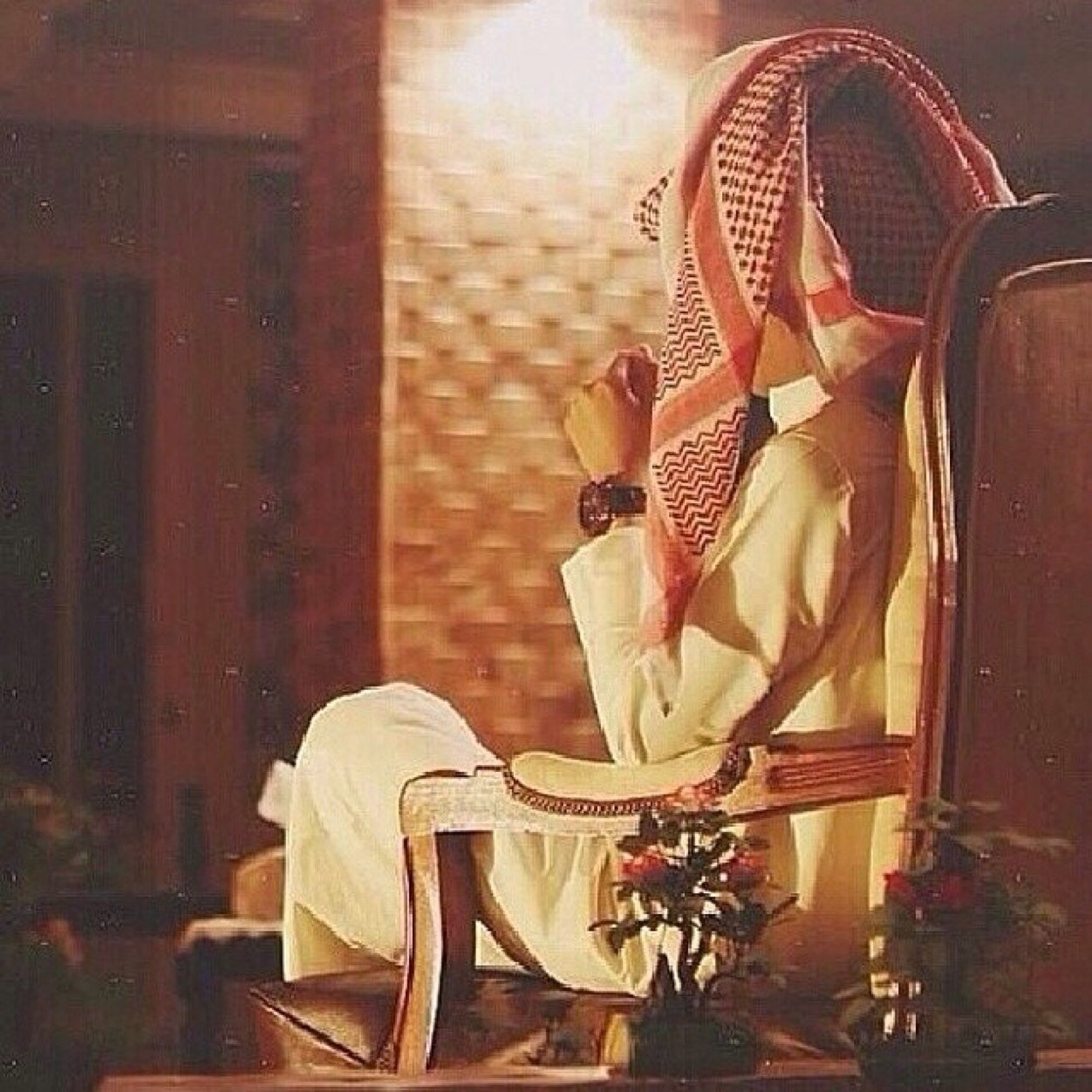 اللهم اجعل هذا الحساب شفيع لي ولاحبتي ولكم كرماً لا امراً رتويت والدال على الخير كفاعله