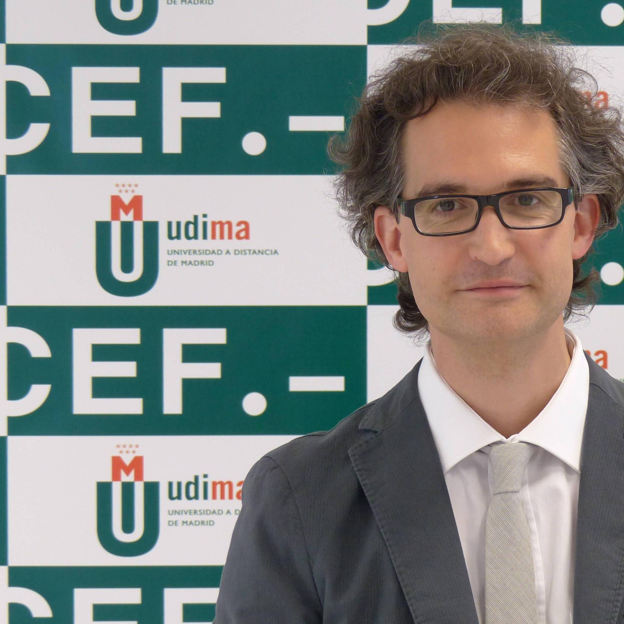 Profesor de Derecho penal en la Universidad a Distancia de Madrid @UDIMA