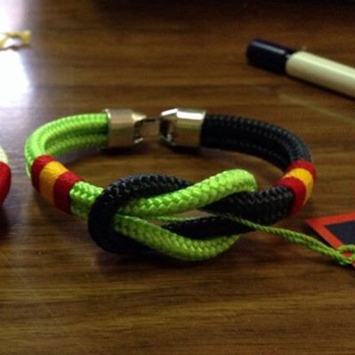 Pulseras artesanales y de alta calidad. Personalizables como tu quieras, no te quedes sin la tuya! Instagram: @nauticnavy