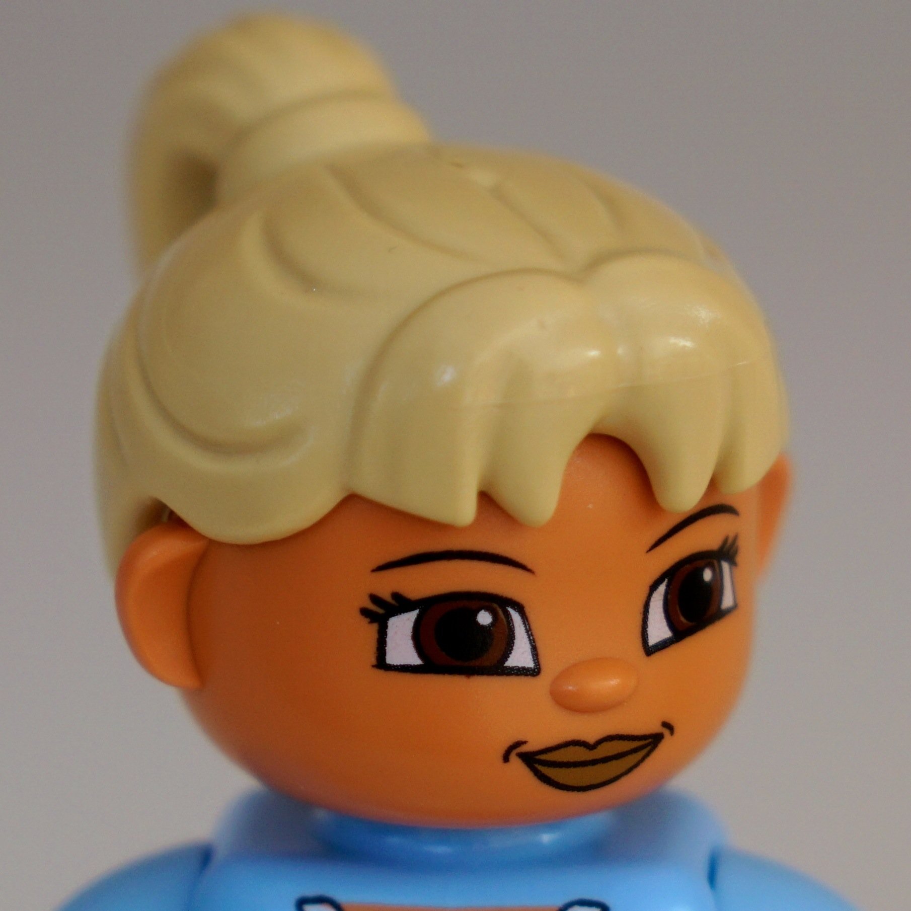 bleibCOOLmami's profile picture. 'Wir haben dir einen Apfel mitgebracht. Er ist aber schon faul.' Familie ist schön.