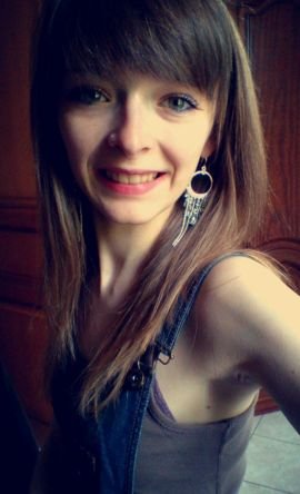 Juliasbeauty67's profile picture. JuliaWolf 20 ans passionnée de Beauté .