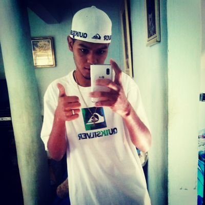 Não sou dono do mundo mais sou filho do Dono !!