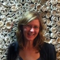designer / Coffee drinker / Type lover / Travel dreamer / yoga practitioner