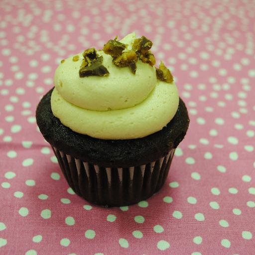 Gourmet cupcake & dessert catering serving all of Hampton Roads.