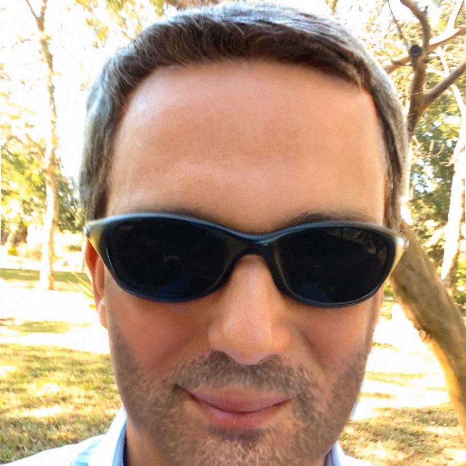 LuizEGonzalez's profile picture. I'm a Writer