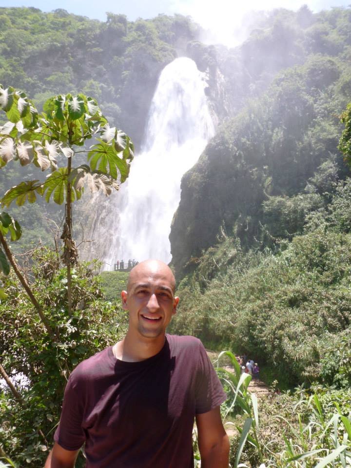 Neurology resident and neuroscientist at Washington University in St. Louis. Research interests: ion channels, neurodegeneration, cell type/fate