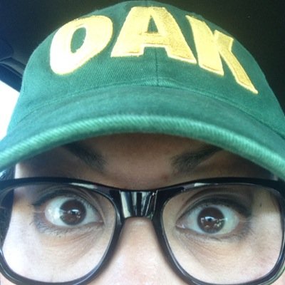 desireefinau's profile picture. 