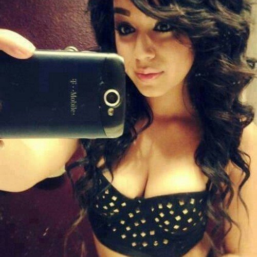 I'm nothing but trouble And im never sorry. I'm the type of girl that just wanna have fun!