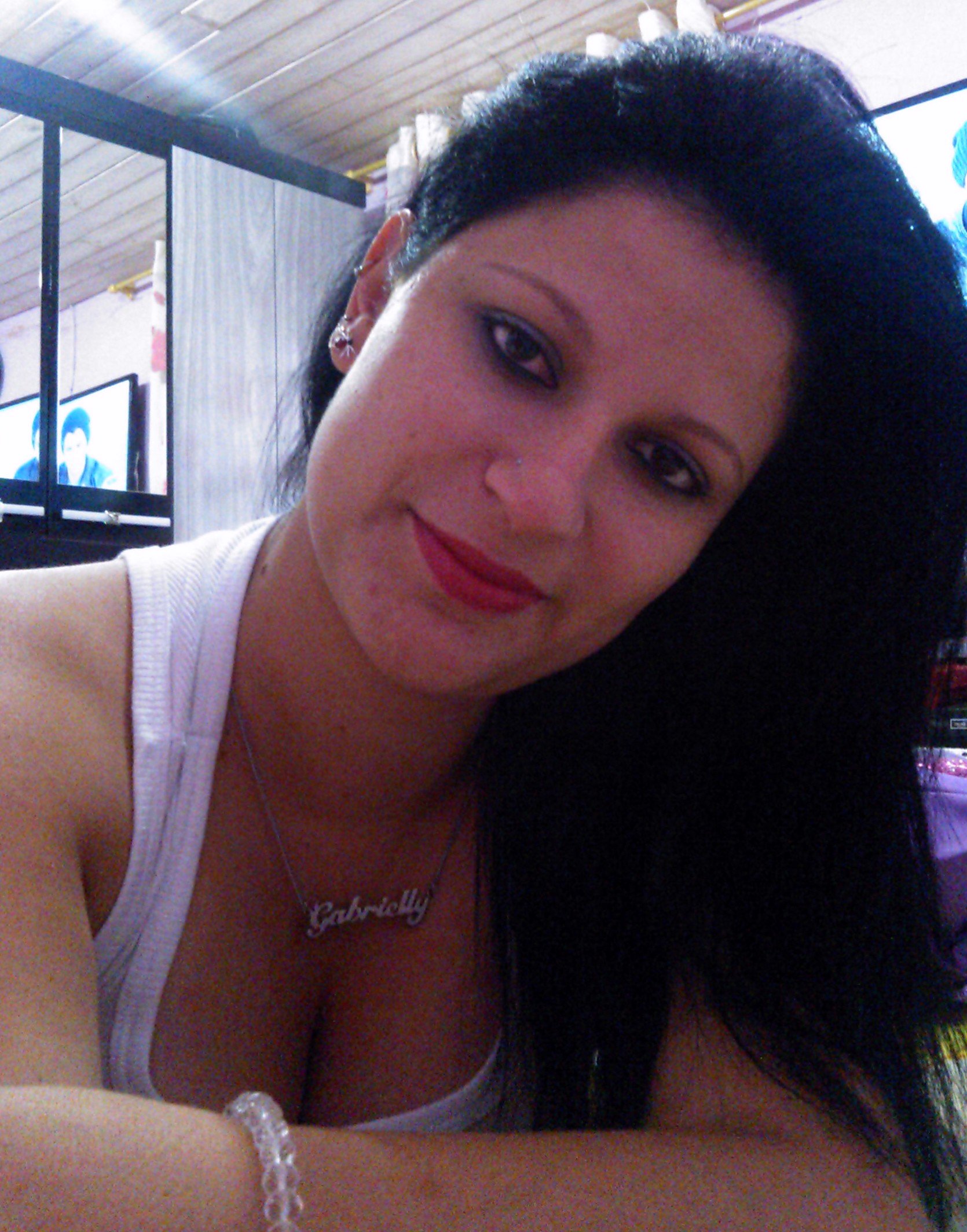 KeylabOliveira's profile picture. Quem não entende as indiretas, não está preparado para a vida.