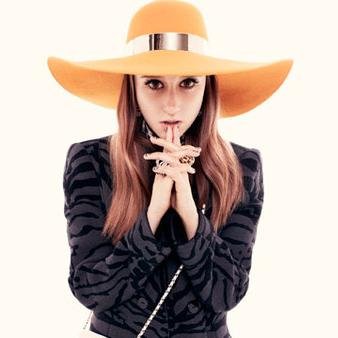 SweetMockingjay's profile picture. 