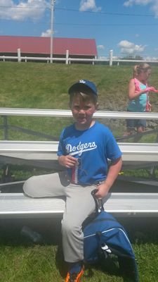 tombutton35's profile picture. 