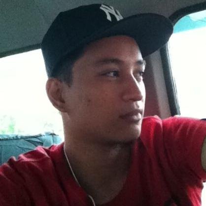 ERfourOne's profile picture. I am just a worthless liar. I am just an imbecile. I will only complicate you. Trust in me and fall as well.