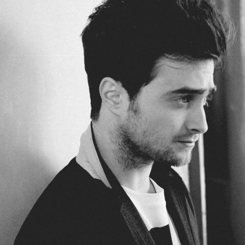 Séptimo curso. Gryffindor. El Elegido. Soy el niño que sobrevivió. En quidditch, buscador.  | #Pottertty