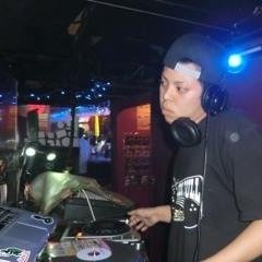 shoot_down's profile picture. 大阪ミナミを中心に色んな場所でレゲエのイベント、ダンスに出演しております。 SHOOT DOWNというSOUNDのTakuyaです、よろしくどうぞ( ´ ▽ ` )ﾉ
とにかく音楽やクラブが好きな人は仲良くしてくださいっ＼(^o^)／