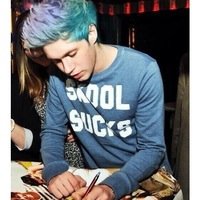 Hey lovely, I just gave you a free follow now in return follow @YourNextLayout_ we follow back! Or I'll unfollow you x