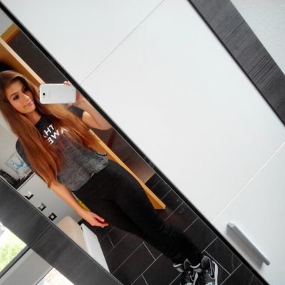 AnaIsabelAlves1's profile picture. 18 Years old | portuguese girl