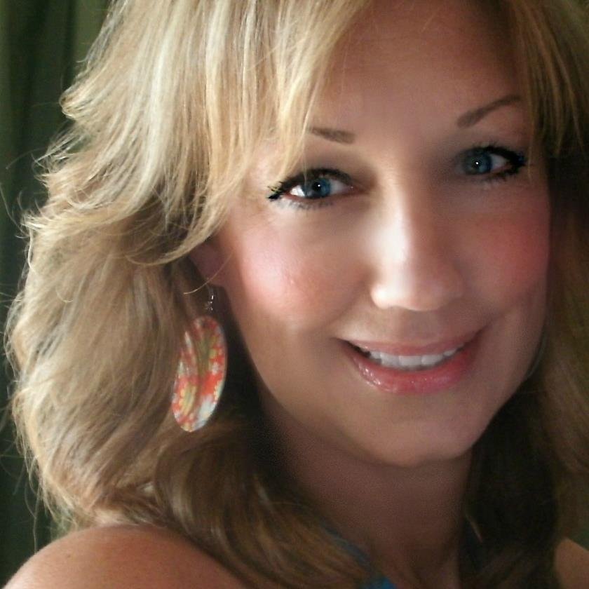 Lorijane28's profile picture. 