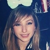 AlexxiFischer's profile picture. A night Walk under the stars.