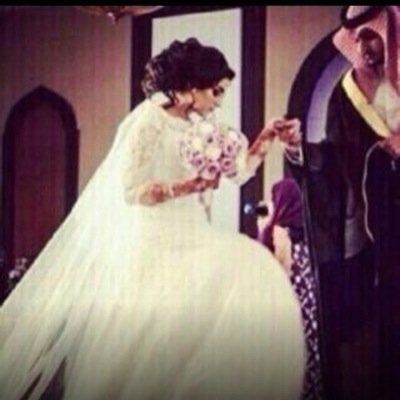 حسبي الله من يتلاعب حسابي الاول تقفل مدري وش سبب
