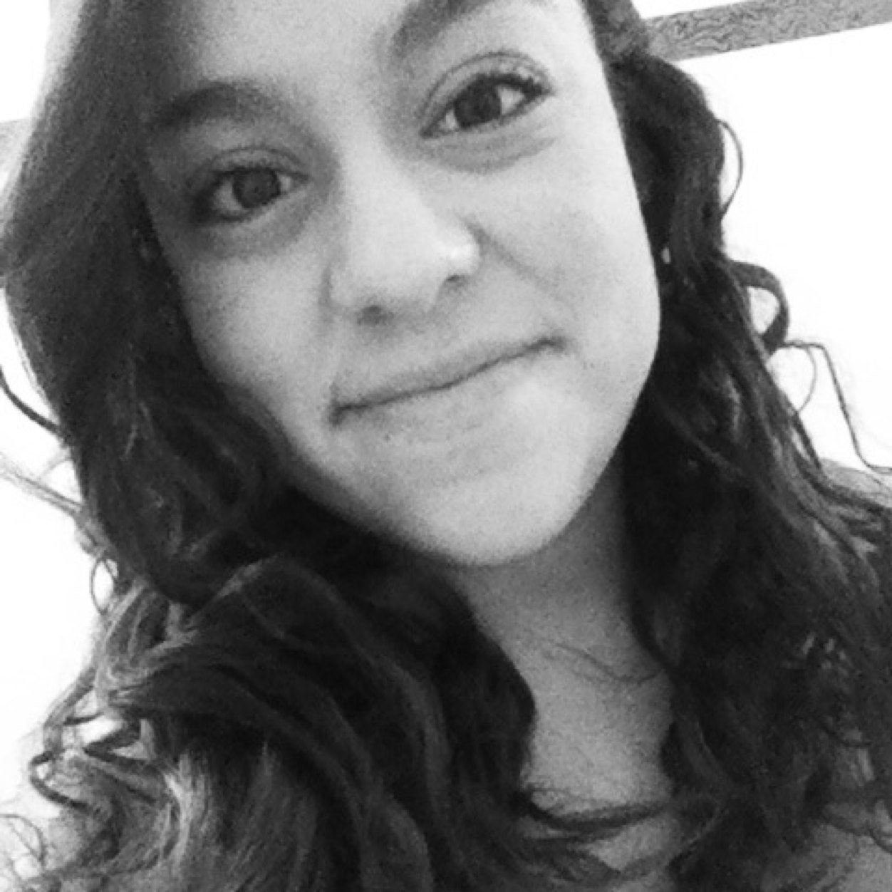 hi , im diana . ••• where a generation of imperfect people expecting each other to be perfect . ♥