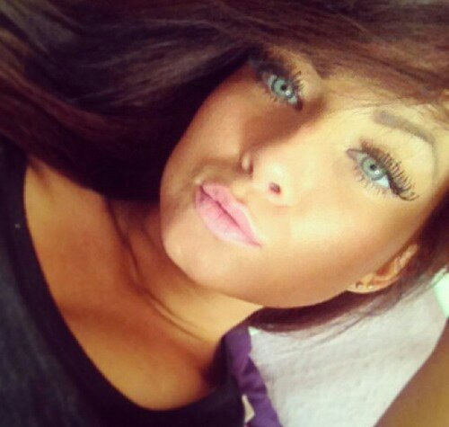 Hey i'm becca please follow me for inspiration about love,the world & about whats going on ill follow back peace! ♥ be Yourself! believe★