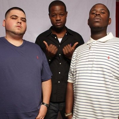 OFFICIAL PAGE FOR UPCOMING MUSIC GROUP MOSS ENT!! IG: WeAreMossEnt // https://t.co/MKyfHTVls0