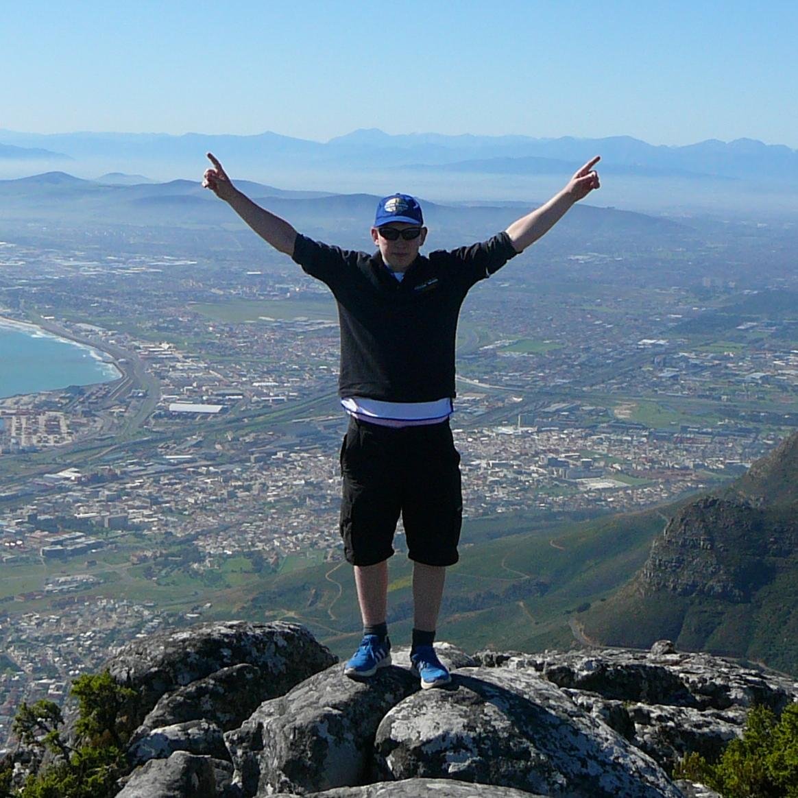 Postdoc Researcher at University of Leicester, on the CuBES Project in Zambia. Seismology PhD student at Imperial College London. Gliding, football & cricket