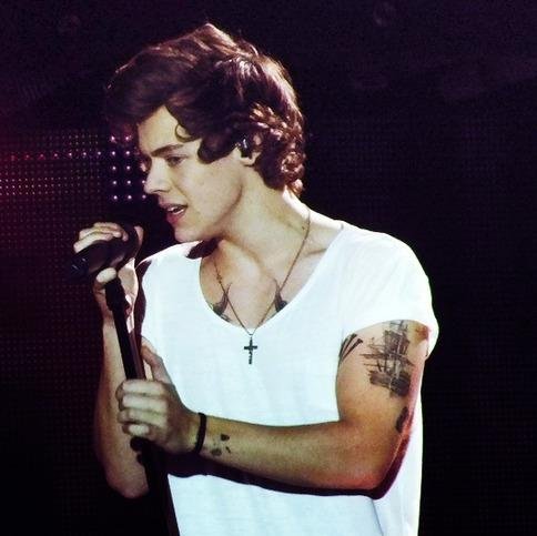 5sossave6's profile picture. please, follow @1Dlove_5SOS thanks :)