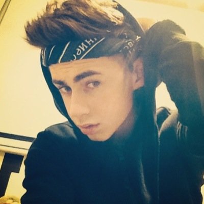 Hey Im Josh, Guess thats it seee yaaa