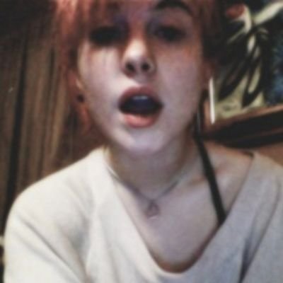avaliando fcs mandem o user na ask sem o @ ||| vou ser super sincera