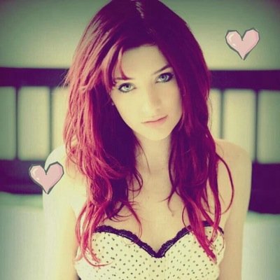 ⚥ Bisexual. ☯Otaku☯. ☆Pelirroja faveadora☆ Darme RT y me tenéis ganada.☻