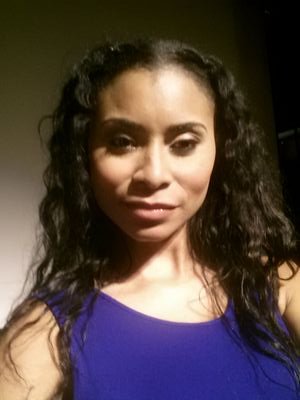 Swisyzinna is an accomplished actress. She has toured all over the world and is coming to a movie screen near you. Wait for it.