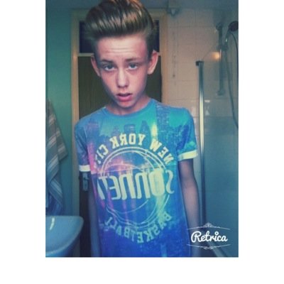 _liamhandsmeht_'s profile picture. Keep your head up✌