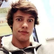 follow @idkitsjai