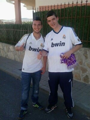 Confía en tí mismo y todo saldrá mejor ;) ¡¡¡Siempre Madridista, Orgullo Vikingo!!! ¡CARPE DIEM!