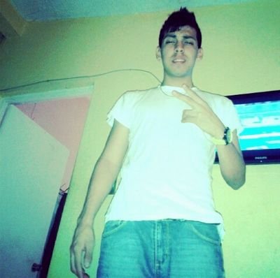 GabohRmz_'s profile picture. elamornoexiste.