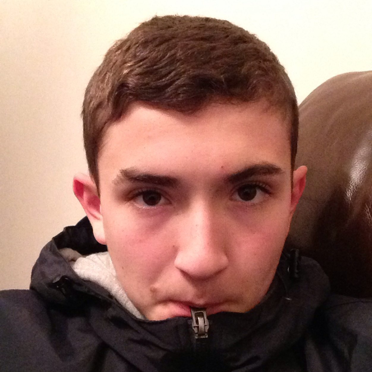 Kris ayre im 16 from middlesbrough 
07429392396