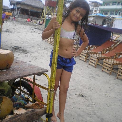 En la playa de Pedernales