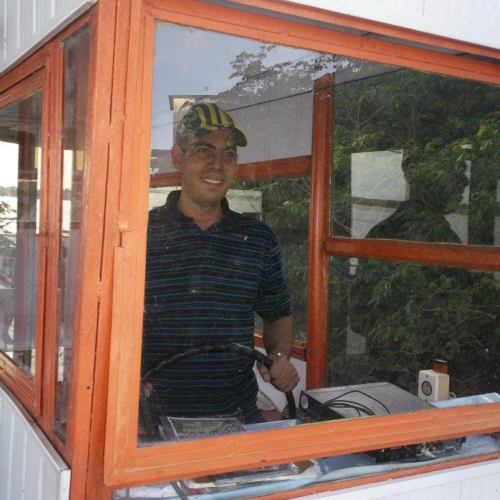 Seukelly's profile picture. Venezuelano. Enfermeiro, Masoterapeuta e Radialista. 
Leitor, pesquisador da verdade e muito apaixonado.